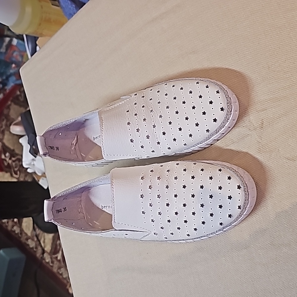 Bernie Mev White Leather Slip Ons EU36